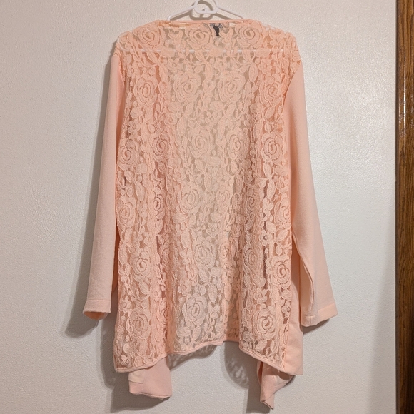 Relatively Light Pink Coverup 2X - Picture 2 of 4